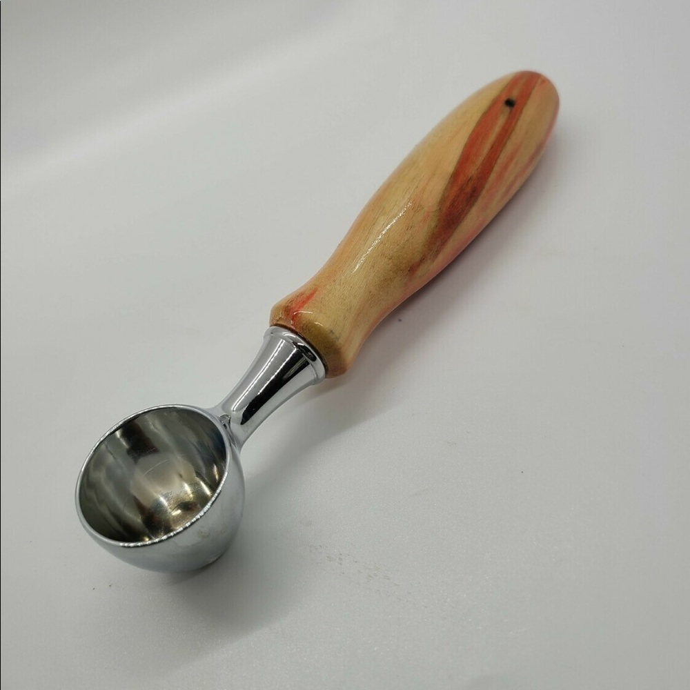 Handcrafted in Maine coffee scoop